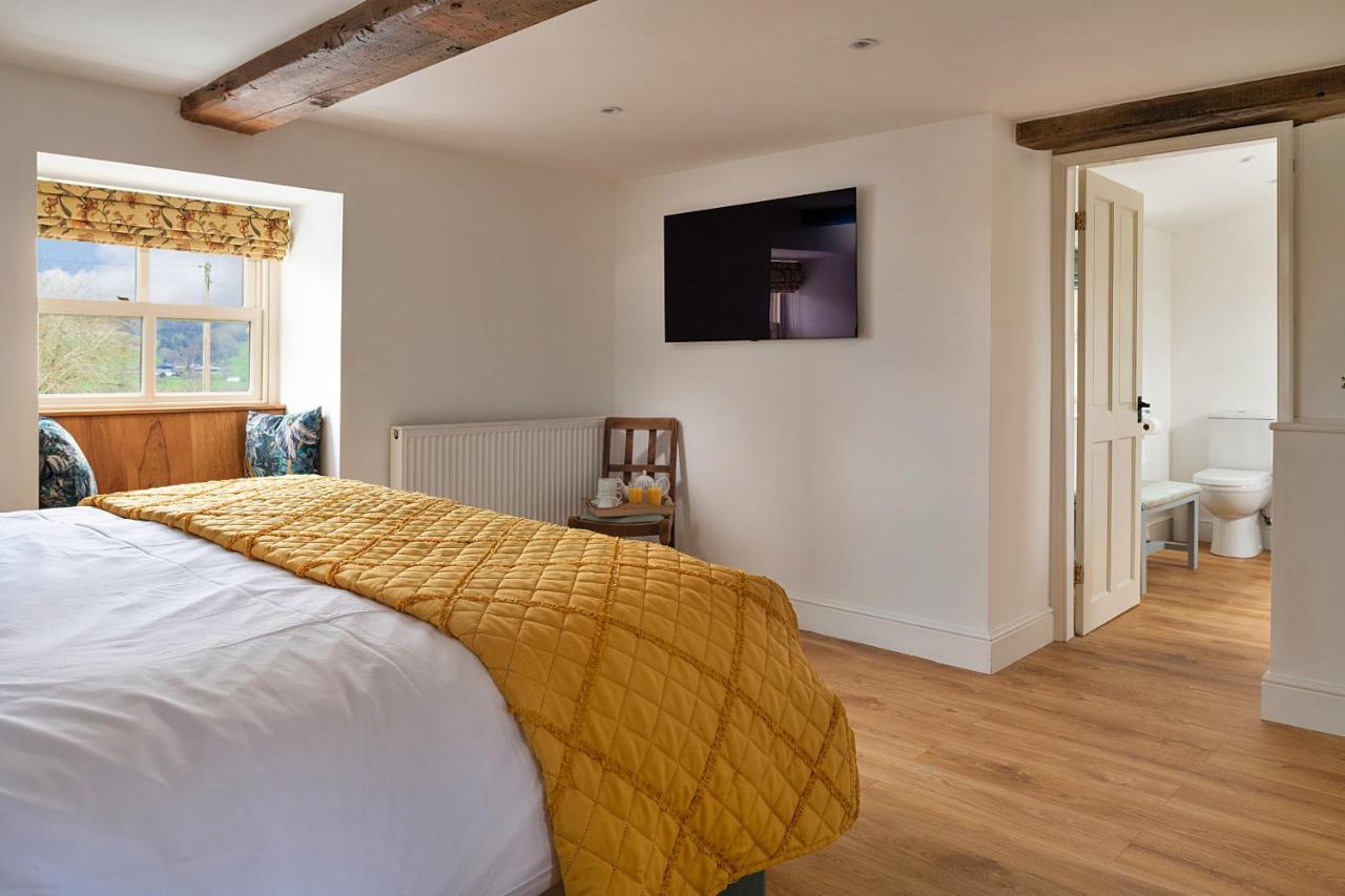 Finest Retreats - Moelis Granary - Luxury Cottage With Hot Tub Llandrillo Zewnętrze zdjęcie