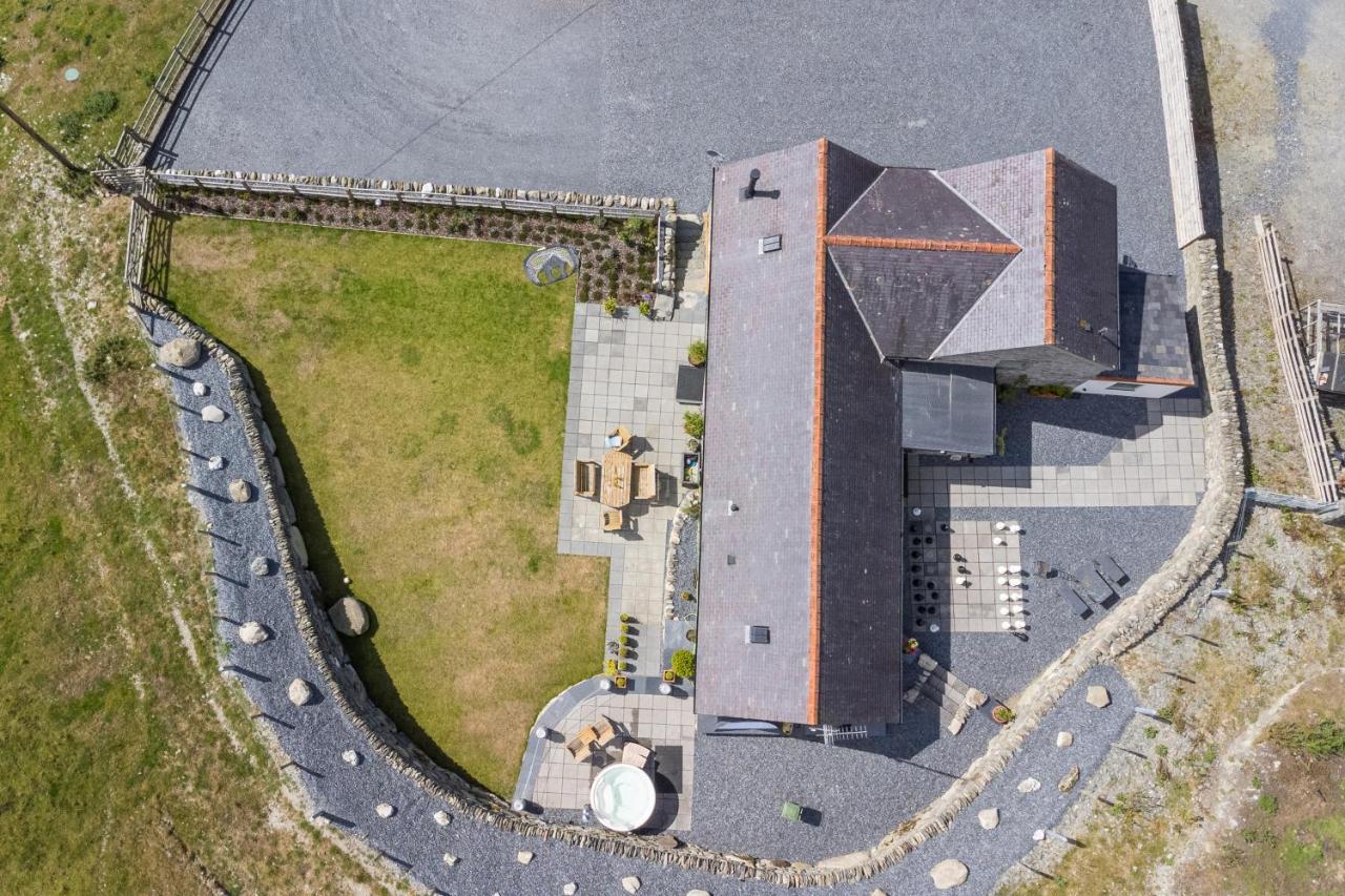 Finest Retreats - Moelis Granary - Luxury Cottage With Hot Tub Llandrillo Zewnętrze zdjęcie
