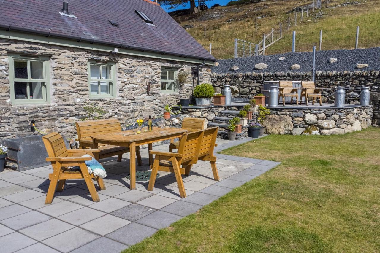 Finest Retreats - Moelis Granary - Luxury Cottage With Hot Tub Llandrillo Zewnętrze zdjęcie
